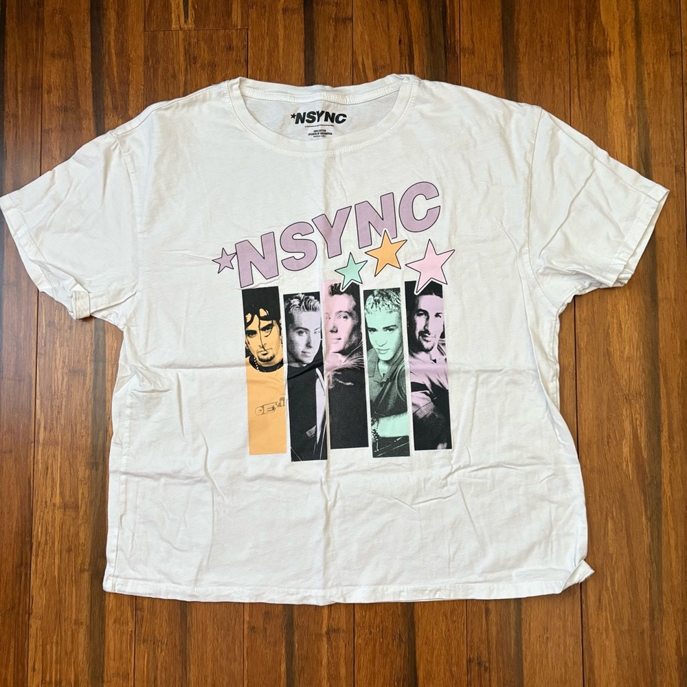 *NSYNC Graphic T-Shirt – Size L